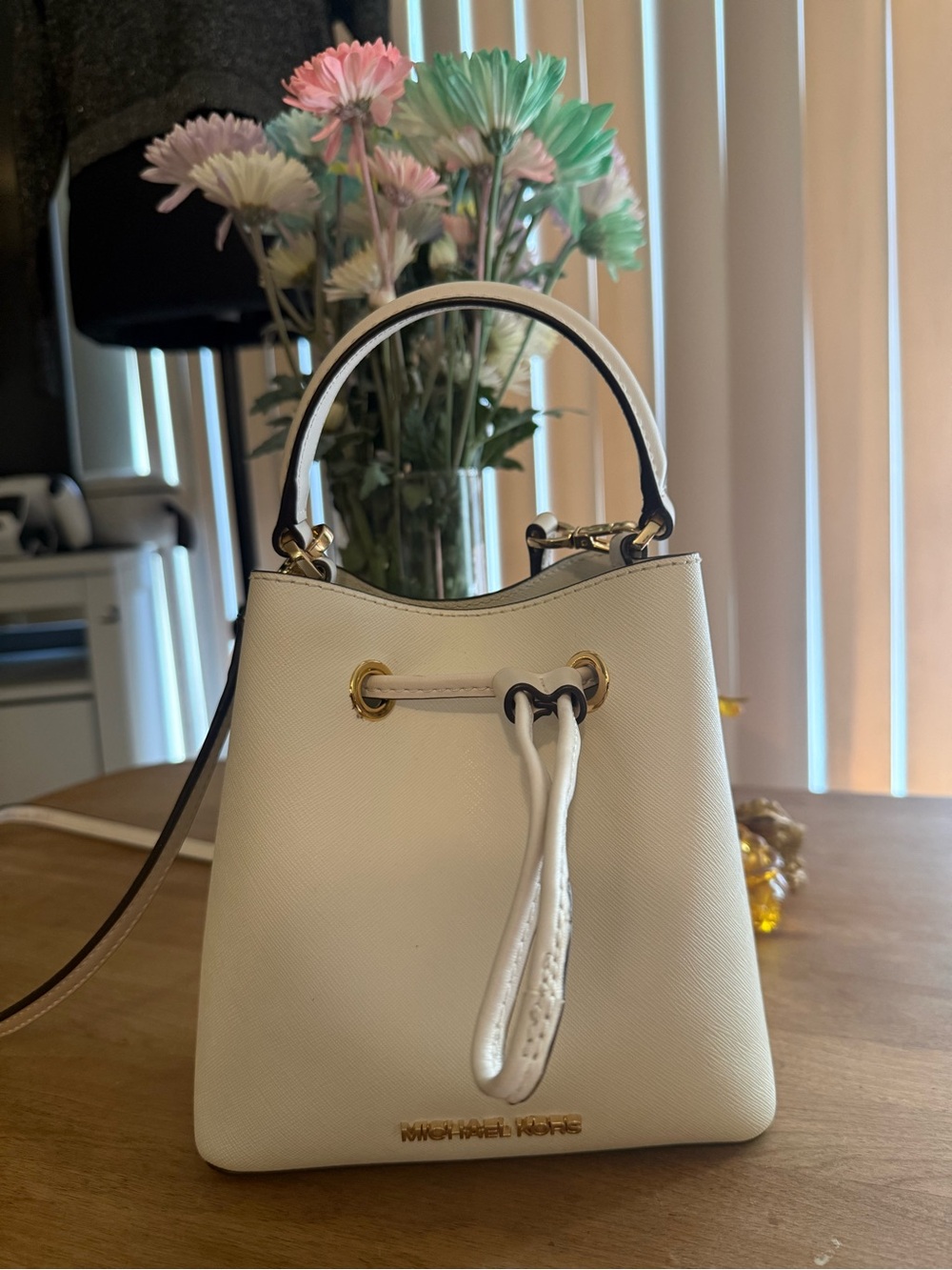 Michael Kors Cream Leather Mini Drawstring Bucket Bag - Picture 2 of 7